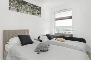 Nowoczesny Apartament z Parkingiem w Gdansku by Noclegi Renters - 6