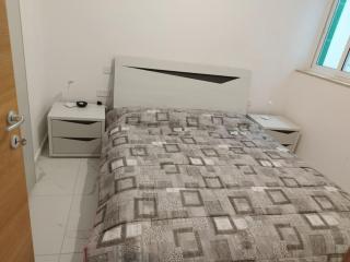 Go Exchange, Block D, Apt 6 Entire Unit - St Paul's Bay - 8