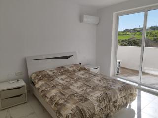 Go Exchange, Block D, Apt 6 Entire Unit - St Paul's Bay - 7