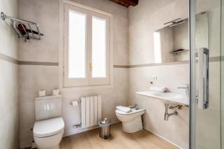 The Collection Barcelona - Huge and modern 4 bedroom apartment next to Paseo de Gracia - 1