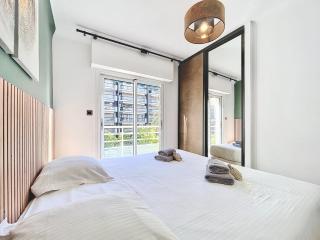 2 BR Croisette balcony & sea view Olam Properties - 6