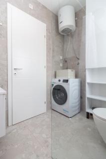 Modern luxury apartment Karla with pool, near the beach - by Tourist Agency Leut - Privlaka - 7