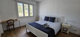 Cannes Beach Access, Private Room in Shared 3-Bedroom Apartment, Private Bathroom, Living Room with Sea View Suite Parentale salle de bain privée accès plages & vue mer du salon dans appartement partagé chez l'habitant - 6