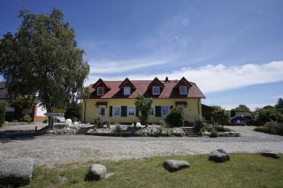 viel Natur und idyllische Umgebung - Ferienhaus Honigtopf FeWo Bernstein - Sagard - 0