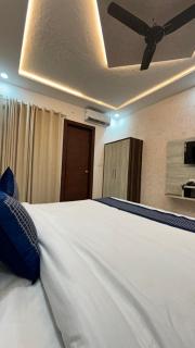 JR Grand Resort - Malpura - 2