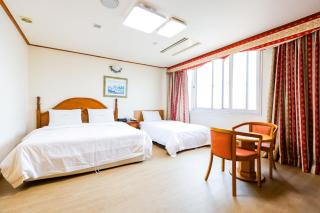 Newvera Hotel - Cheongju - 0