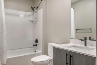 Blueground First Hill roof lounge gym SEA-743 - 1