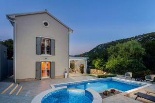 Nature Villa Frangipane with Pool - Happy Rentals - 8
