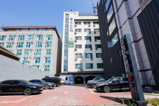 Newvera Hotel - Cheongju - 9