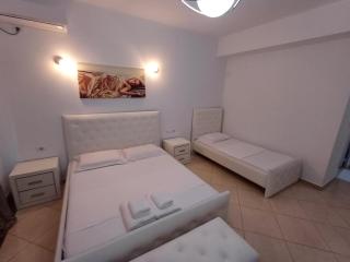 Hotel Sherifi - Saranda - 3