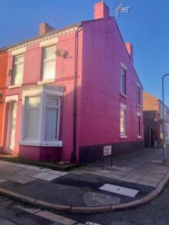 Homey 4 bedroom/ 4 bathroom house + parking - Liverpool - 9