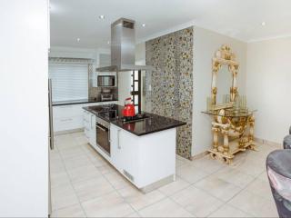 The Villa @ Balugha River Estate - Glengariff - 3