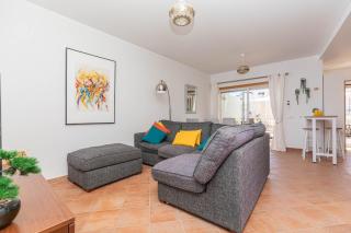 Apartment Andorinha-pretty Holiday Home With Pool - Santa Luzia - 8