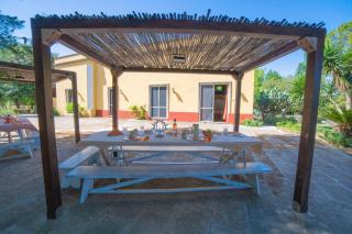 Masseria Le Palmentelle Pool And Garden - Happy Rentals - San Donato di Lecce - 2