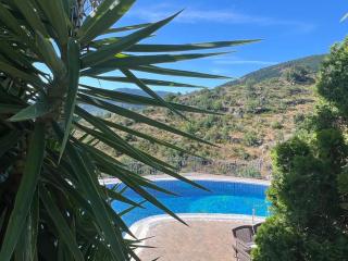 Mansión con Jacuzzi a 40 grados, gran piscina y Pádel - El Tiemblo - 6