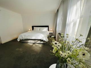 Near CTICC Professional & Cosy Hotel Room - Cape Town - 5