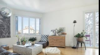 Atelier St Didier-Spacieux avec grand balcon-Saône - Lyon - 8