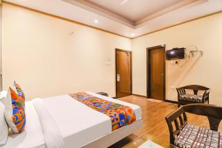 FabHotel Shivani International - 7