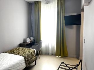 Hôtellerie L'Enclos Rey - 1