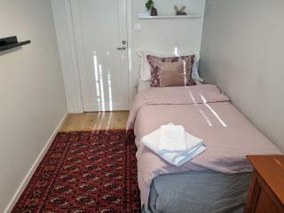 The pink room - 7