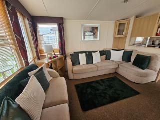 7 Ash Grove Lyons robin hood Rhyl - 3