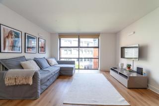 A Stylish Newly Refurbished Flat with City Access - Londra - 9