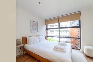 A Stylish Newly Refurbished Flat with City Access - Londra - 7
