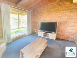 Rolling Hills Retreat - Poowong - 5