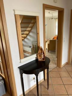 Freistehendes Haus mit großem, eingezäunten Garten, Sauna, Kamin - Krummhörn - 2