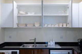 Dubai Modern Apartment l Sleeps 4 l 2 Baths - Dubai - 3