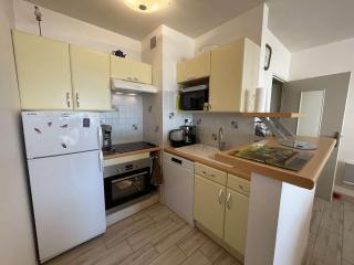 Appartement en bord de mer avec 2 chambres, balcon, parking et lave-vaisselle - FR-1-224C-243 - Saint-Jean-de-Monts - 4