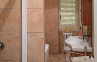 2 Bedroom Beautiful Apartment In Stresa - Stresa - 1