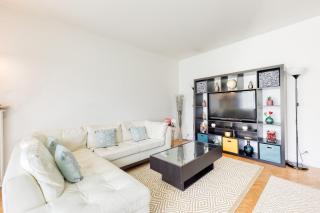 Disponible - 5mn Paris - Gare à Pied - Jardin Terrasse - 6 pers - Centre Ville - Proche tous Commerces et transports - Wifi - Maisons-Alfort - 8