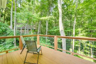 Creek View and Hot Tub Woodsy Maggie Valley Cottage - 8