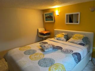 Logement entrée indépendant, sous sol éclairé, cuisine, SDB WC, jardin - Belle-Église - 4