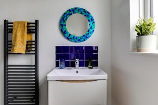 Mill Hill Duplex 3BR & Balcony London 28 Mins - 3