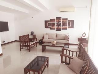 GreyLine - Gampaha - 3