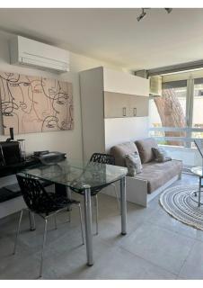 Superbe studio climatisé sur le port de Hyeres - Hyères - 9