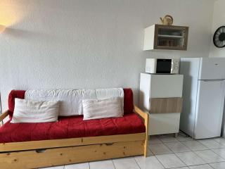 Studio climatisé à Port Camargue - 4 couchages, terrasse, piscine, parking, proche plage - FR-1-250-9 - Le Grau-du-Roi - 2