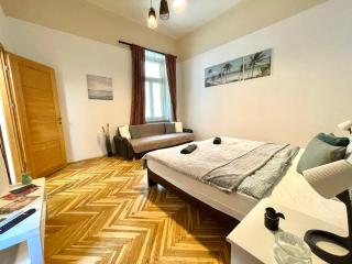 VERY WARM Nature Home near Gozsdu with FREE AIR CONDITIONER FREE COFFEE - Budapest - 1