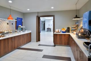 Holiday Inn Express Hotel & Suites Carthage by IHG - Carthage - 2