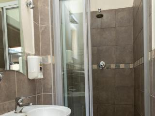 Ikhutse Manor Guesthouse - Mahikeng - 2