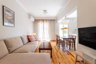 F & B Collection - Flat for 4 - 5