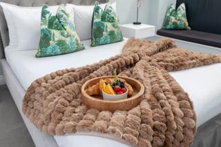 Elliot Oliver - Stylish 2 Bedroom Town Centre Apartment - Cheltenham - 4