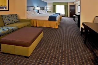 Holiday Inn Express Hotel & Suites Largo-Clearwater by IHG - 1