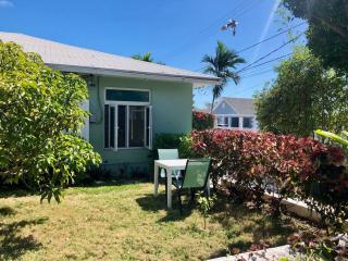 Two charming connected apartments for 4 or family - Nassau - 6