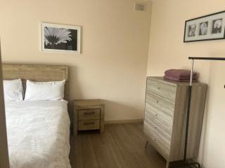 Beach side holiday unit - Port Adelaide - 4