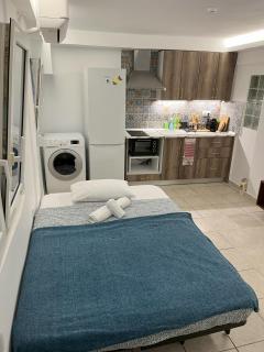 SKG Retreat Emerald - 5min from Metro & Seafront - Tessalónica - 5