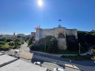 Castle - Vue sur le château - Hypercentre - Caen - 5