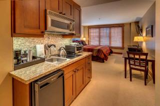 Catamount Lodge 204 by East West Hospitality - 1